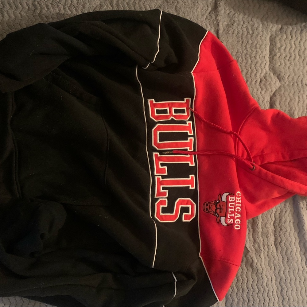 Bluenotes Black and Red Crewneck Sweater